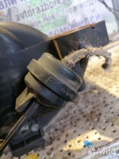 Коллектор впускной Volkswagen Passat