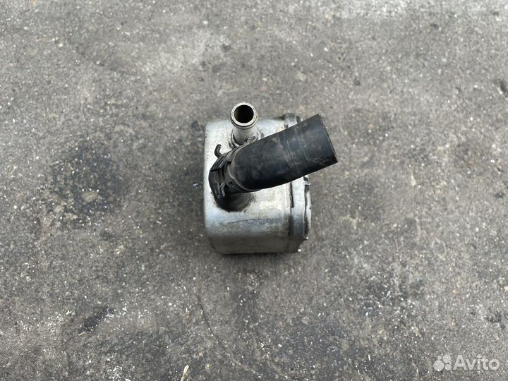 Теплообменник Audi Volkswagen 028117021E