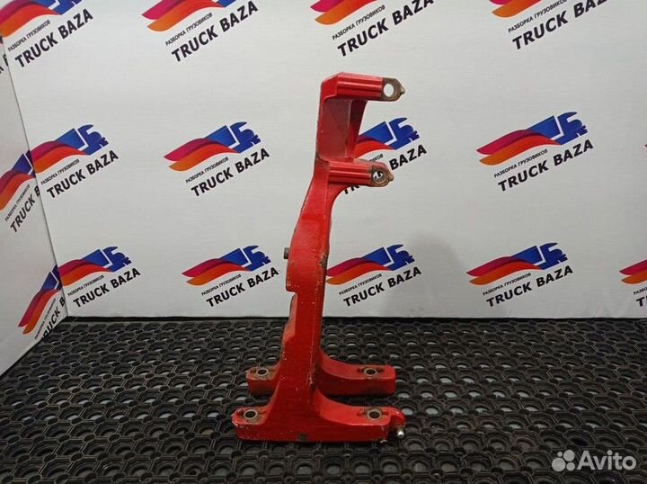 20806892 Кронштейн пневморессоры левый