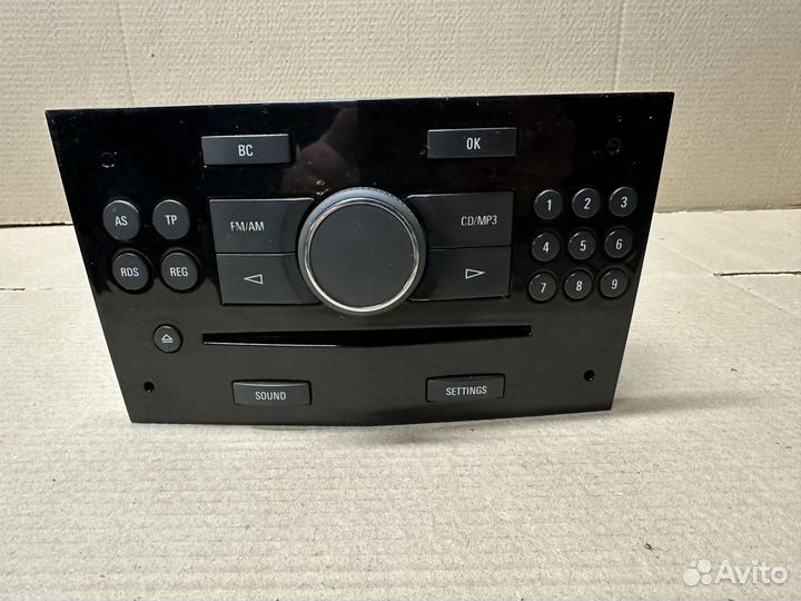 Штатное головное устройство Opel Astra H