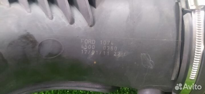 Патрубок воздушного фильтра Volvo Xc60 B4204T6