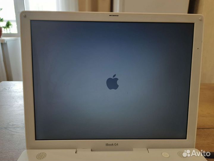 Ноутбук Apple iBook G4