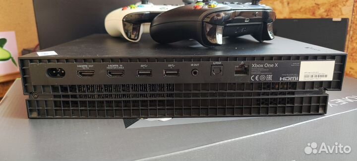 Xbox One X 1Tb
