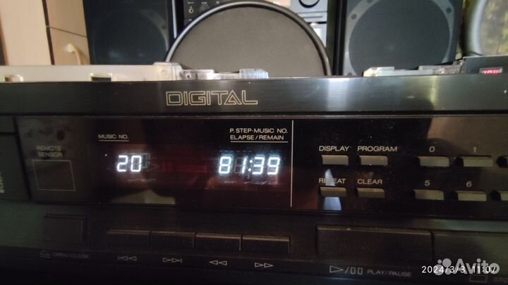 CD Проигрыватель akai CD - A335