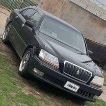 Toyota Crown Majesta 4.0 AT, 2000, 120 000 км, с пробегом, цена 900 000 руб.