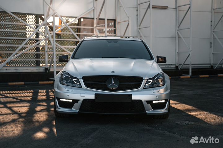 Mercedes-Benz C-класс AMG 6.2 AT, 2011, 70 000 км