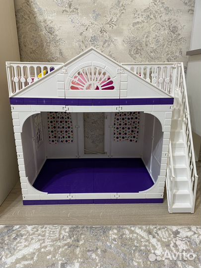 Домик кукольный