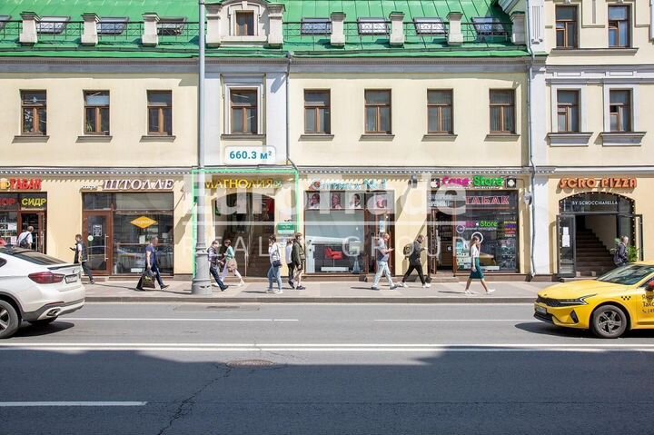 Продам торговое помещение, 660 м²
