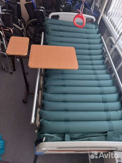 Кровать медицинская для лежачих больных