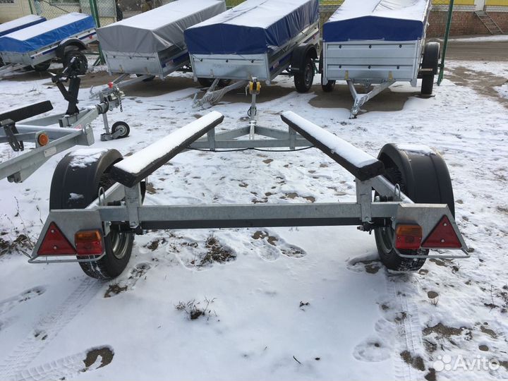 Прицеп для перевозки лодок до 4,5 метра