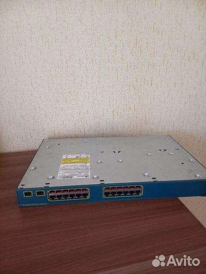 Коммутаторы Cisco WS-C2950T-24, WS-3560-24PS-S