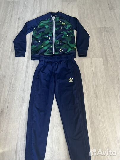 Спортивный костюм adidas для мальчика 152