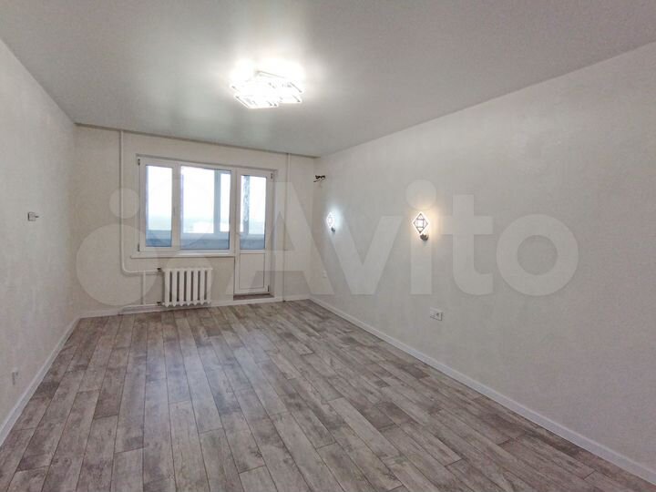 2-к. квартира, 52 м², 10/10 эт.