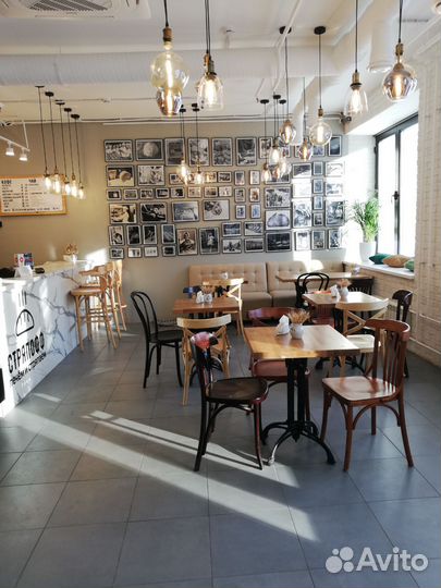 Бариста - продавец в кафе-пекарню, печь не нужно