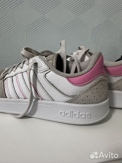 Кроссовки женские adidas