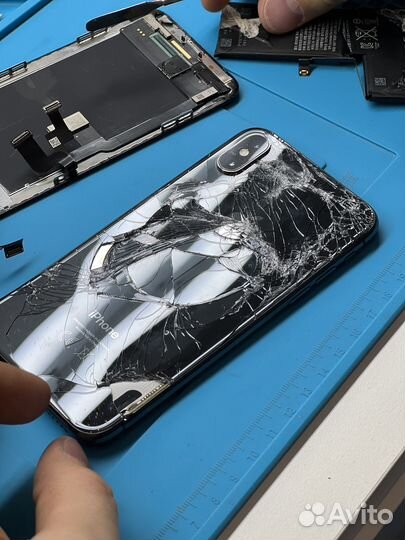 Замена заднего стекла iPhone