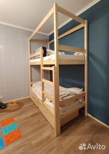 Двухъярусная кровать для хостела