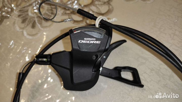 Манетка и переклюк shimano deore m6000