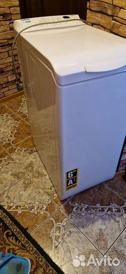 Стиральная машина с вертикальной загрузкой