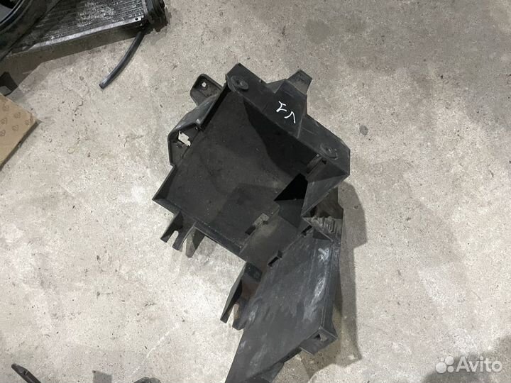 Площадка аккумулятора land rover freelander 1