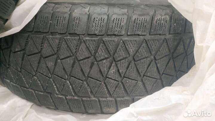 Bridgestone Blizzak DM-V2 235/60 R18 107T