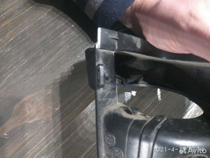 Крышка зеркала правого правая Bmw X5 E70