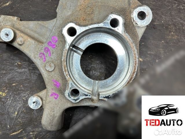 Кулак поворотный правый, Volvo XC90 2016