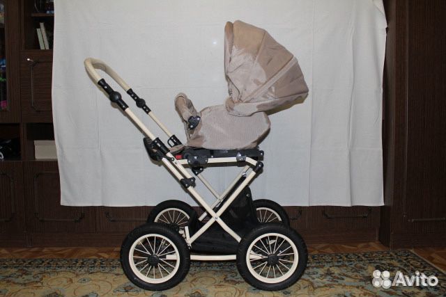 Коляска Julia Baronessa