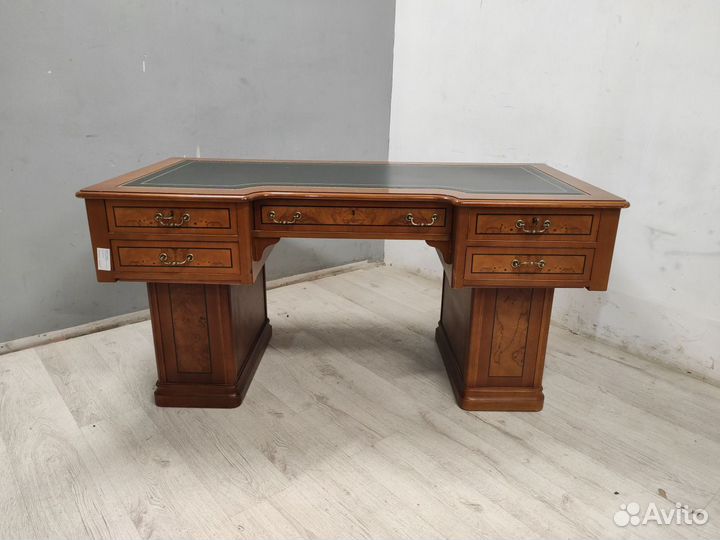 Стол руководителя б/у 02117