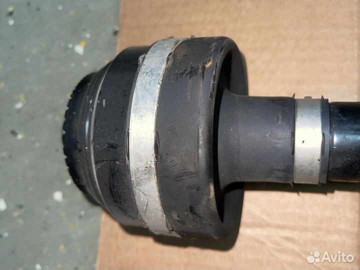 Приводной вал колеса зад R BMW G30 G31 B57