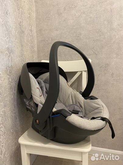 Автолюлька Stokke Besafe Izi Go