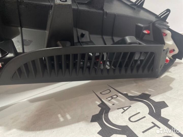 Обшивка салона задняя левая LH Lexus Rx F-Sport