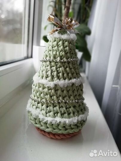 Елка новогодняя из трикотажной пряжи