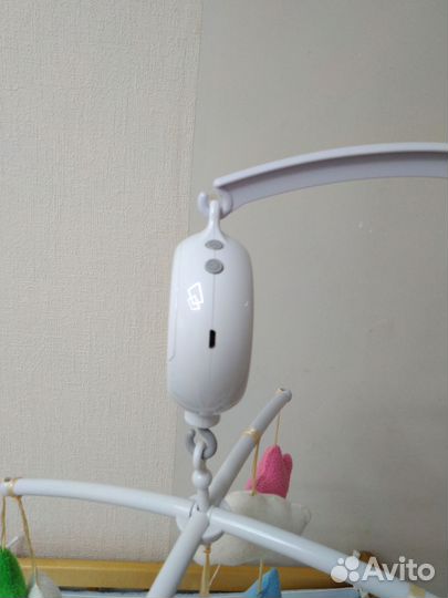 Музыкальная карусель на кроватку