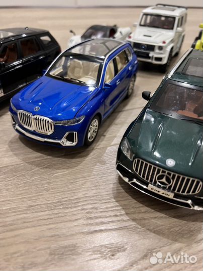 Машинки металлические