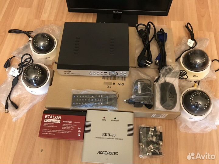 Комплект видеонаблюдения для офиса и дома