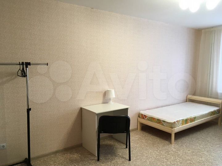 Комната 18 м² в 3-к., 9/18 эт.