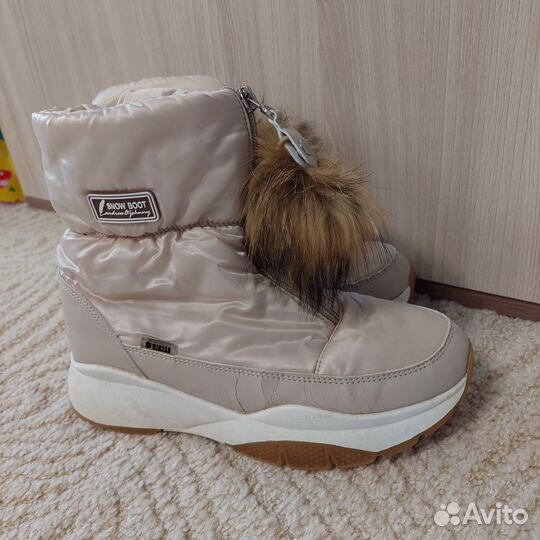 Дутики женские