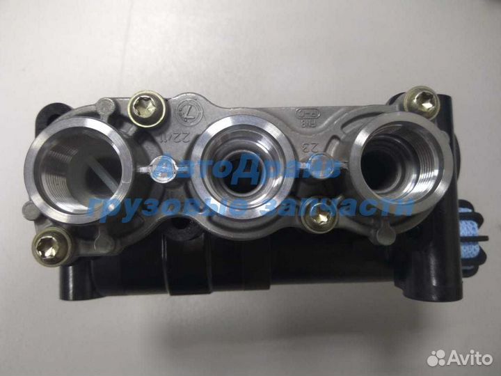 Клапан уровня пола Камаз 5490