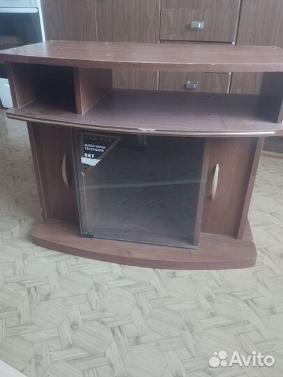 Тумба под телевизор