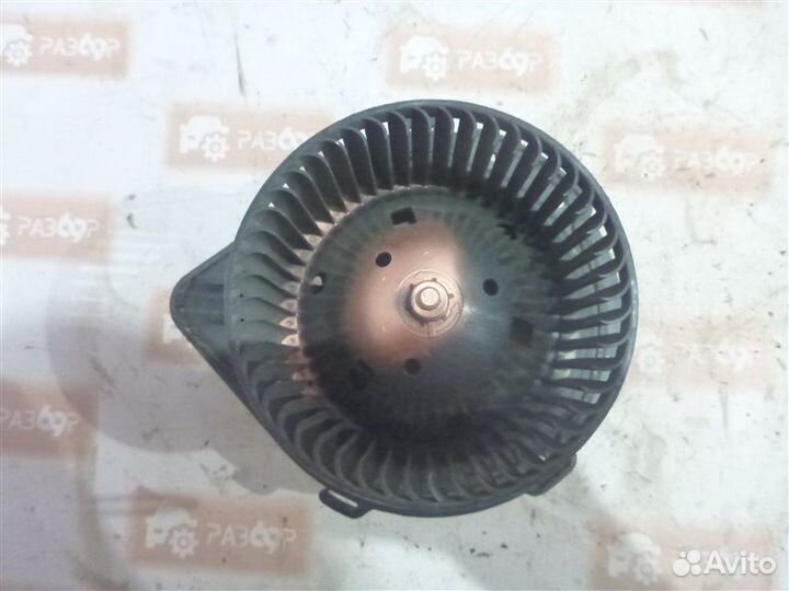 Мотор печки Volkswagen Passat B4 AEK 1995