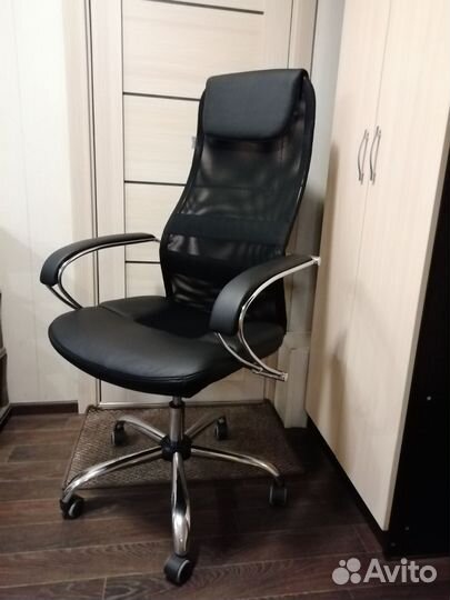 Компьютерное кресло