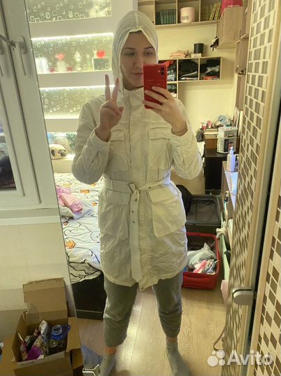 Парка плащ белая