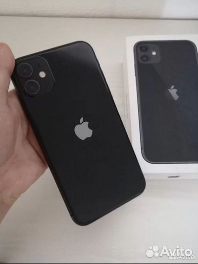iPhone 11, 64 ГБ