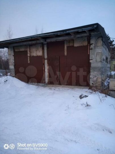 Гараж, > 30 м²