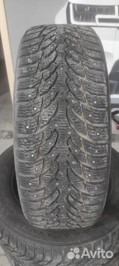 Nokian Tyres Hakkapeliitta 9 SUV 235/60 R18 107T