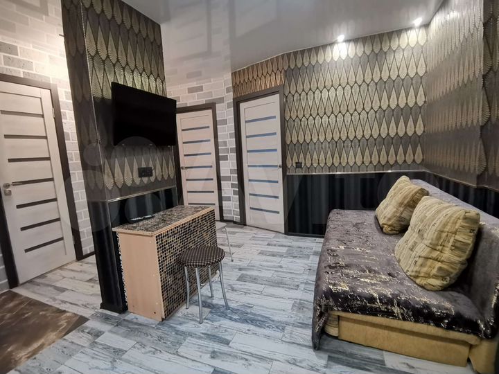 2-к. квартира, 48 м², 4/18 эт.