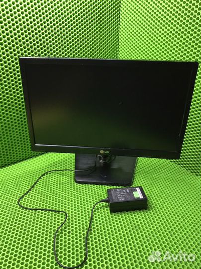 Монитор LG Flatron 19EN33S-BA (25337)
