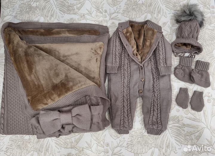 Новый тёплый набор на выписку для мальчика