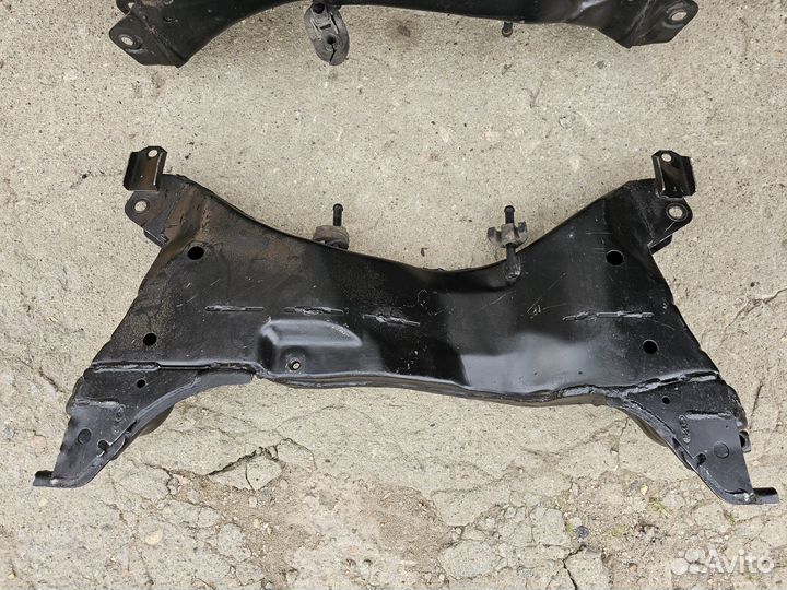 Подрамник Лансер 9 из Японии